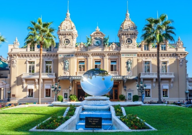 PASQUETTA AL PRINCIPATO DI MONACO VIAGGI DI GRUPPO: PARTI SOTTO CASA