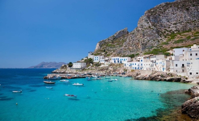 LA SICILIA ORIENTALE E LE ISOLE EOLIE VIAGGI DI GRUPPO:PARTI DALL'AEROPORTO