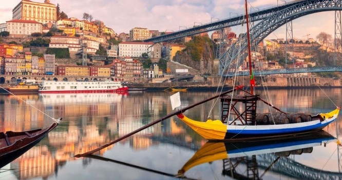 LE MERAVIGLIE DI PORTO E SANTIAGO *SOLD OUT* VIAGGI DI GRUPPO:PARTI DALL'AEROPORTO